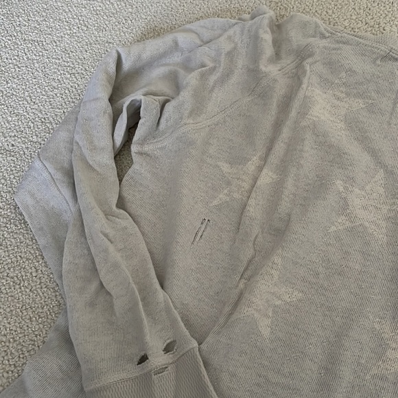 Distressed Wildfox Long Sleeve - Picture 5 of 5